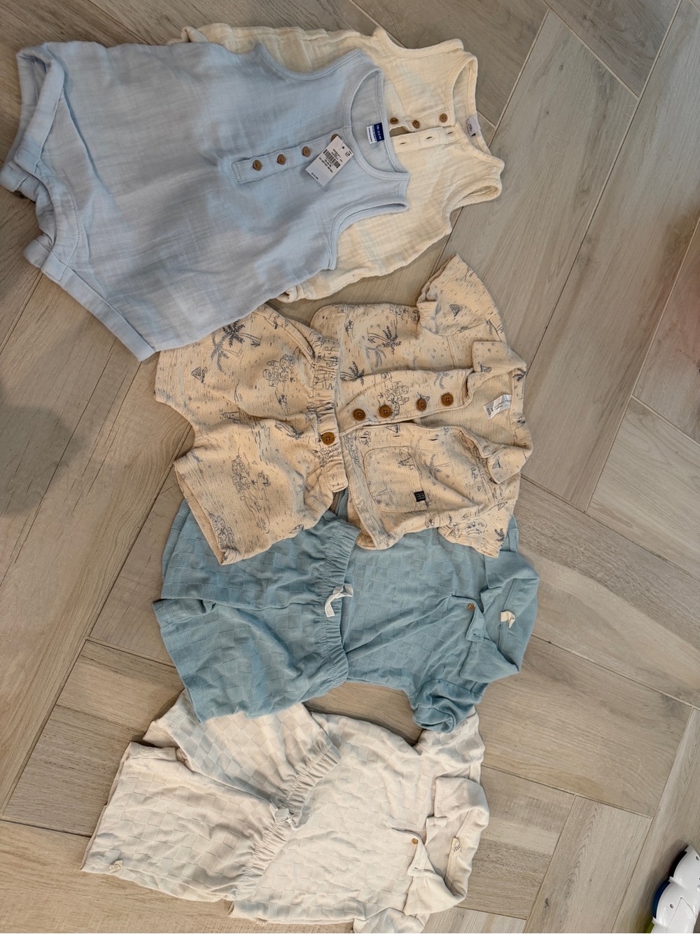 Toddler boy  outfits 18-24m